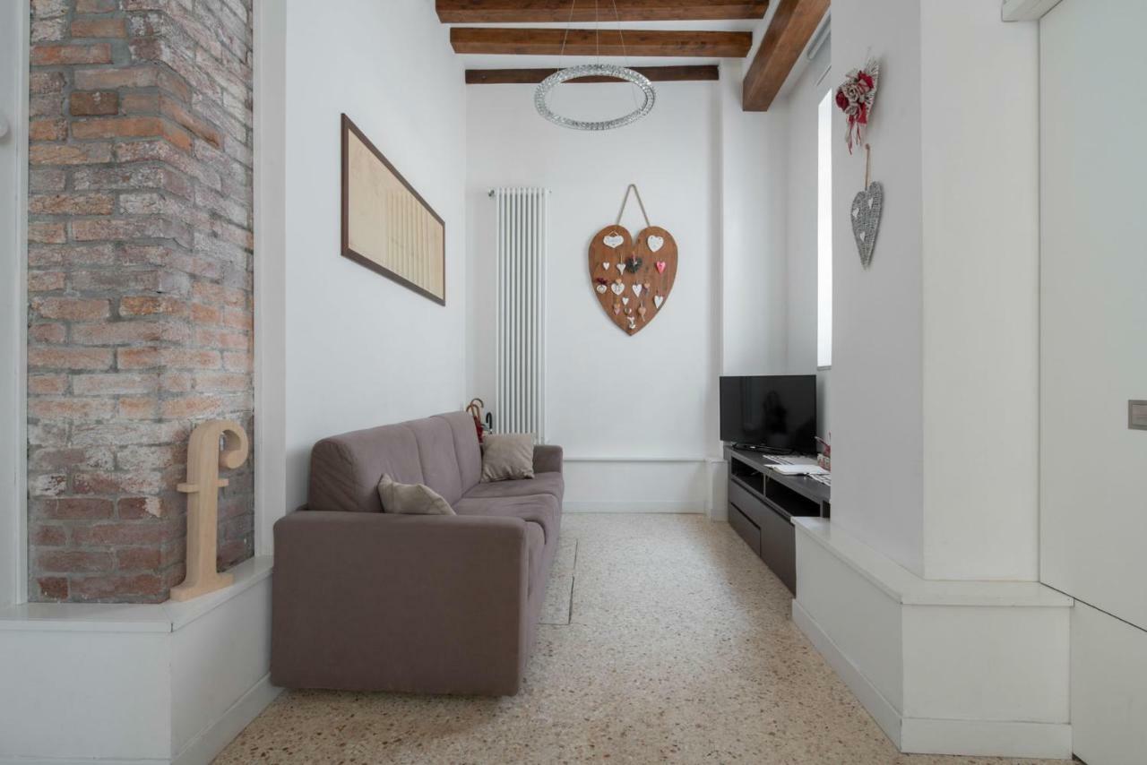 Ca' Flavia Apartment เวนิส ภายนอก รูปภาพ
