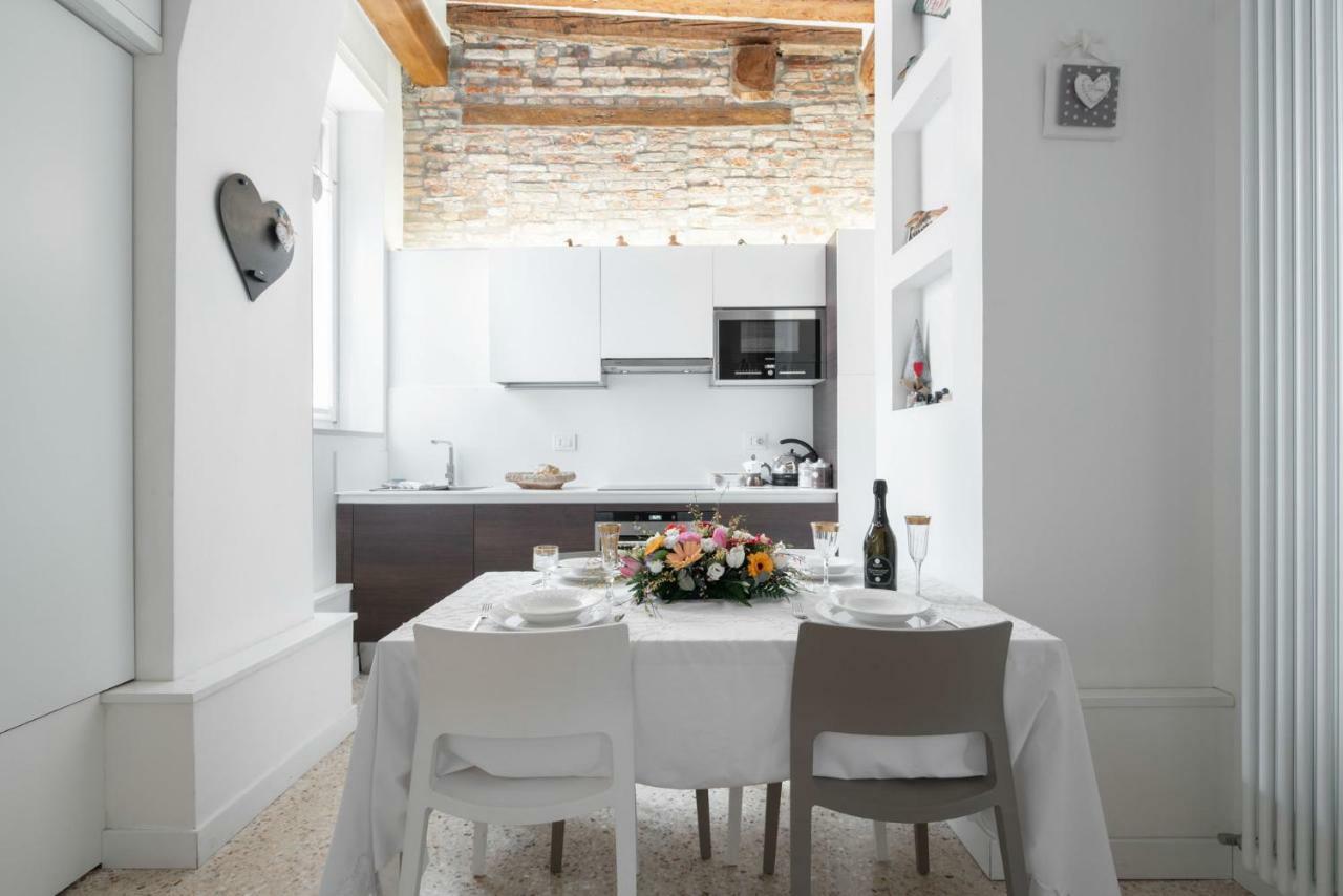 Ca' Flavia Apartment เวนิส ภายนอก รูปภาพ