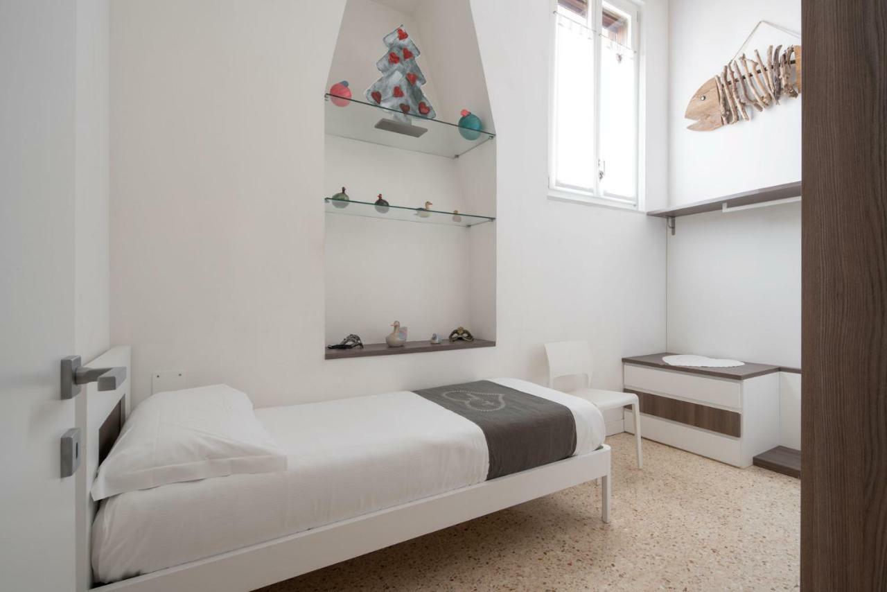 Ca' Flavia Apartment เวนิส ภายนอก รูปภาพ