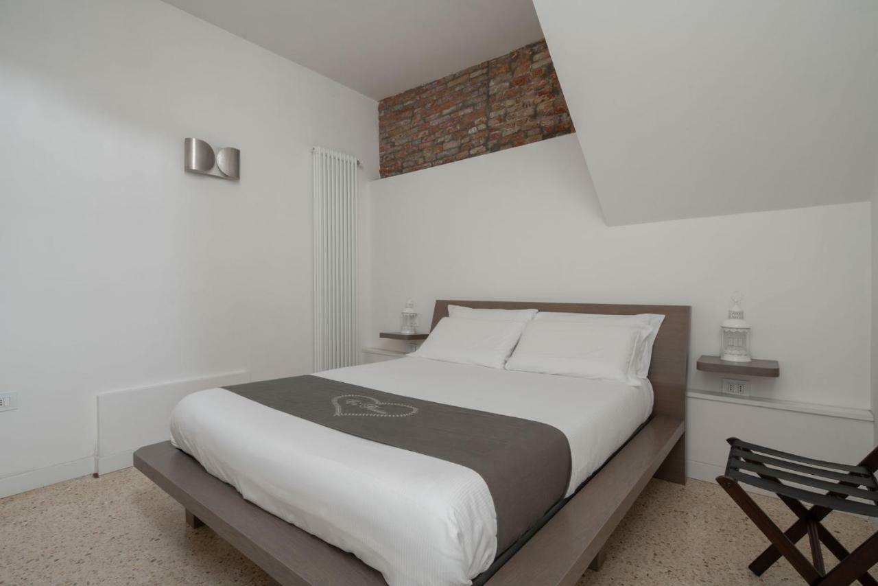Ca' Flavia Apartment เวนิส ภายนอก รูปภาพ